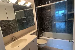 7000 Blvd E, Guttenberg, NJ 07093 - Photo 17