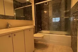 7000 Blvd E, Guttenberg, NJ 07093 - Photo 15