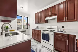 301 Palisade Ave, Union City, NJ 07087 - Photo 3