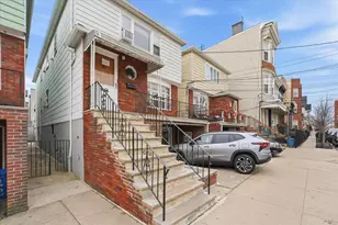 15 Bleecker St, Jersey City, NJ 07307 - Photo 3