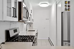 27 Mechanic St, Bayonne, NJ 07002 - Photo 5