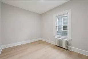 27 W 45th St, Bayonne, NJ 07002 - Photo 9