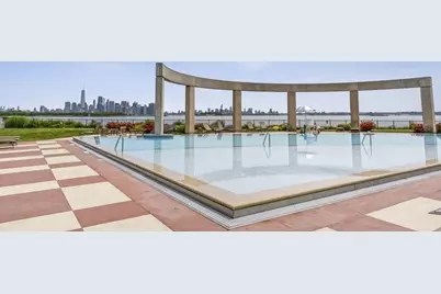 206 Shearwater Ct West #74, Jersey City, NJ 07305 - Photo 11