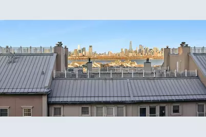 206 Shearwater Ct West #74, Jersey City, NJ 07305 - Photo 9