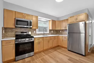 389 Manila Ave, Jersey City, NJ 07302 - Photo 9