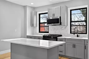 22 W 10th St, Bayonne, NJ 07002 - Photo 9