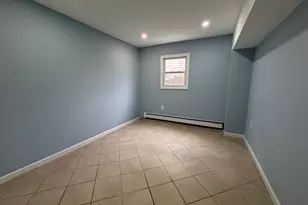 14 Acorn Rd, Secaucus, NJ 07094 - Photo 7