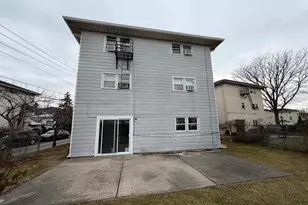 14 Acorn Rd, Secaucus, NJ 07094 - Photo 13