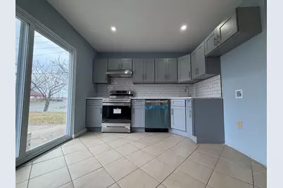 14 Acorn Rd #1, Secaucus, NJ 07094 - Photo 3