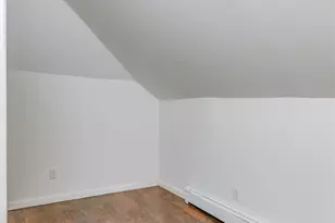 8 Kelly Pkwy, Bayonne, NJ 07002 - Photo 13