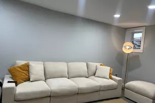 21 Hancock Ave, Jersey City, NJ 07307 - Photo 7