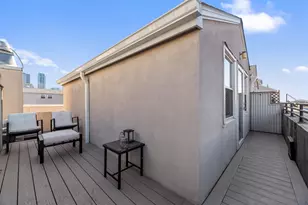 227 Christopher Columbus Dr, Jersey City, NJ 07302 - Photo 21