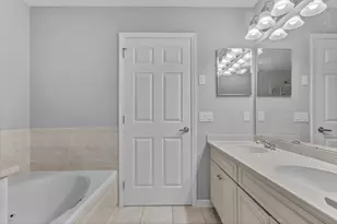 40 Lydia Dr, Guttenberg, NJ 07093 - Photo 23