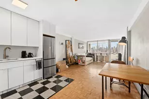 899 Blvd E, Weehawken, NJ 07086 - Photo 1