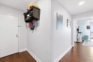 100 Shearwater Ct E, Jersey City, NJ 07305 - Photo 13