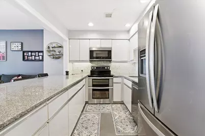 100 Shearwater Ct East #54, Jersey City, NJ 07305 - Photo 5