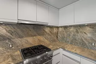 320 Adolphus Ave, Cliffside Park, NJ 07010 - Photo 5