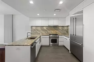 320 Adolphus Ave, Cliffside Park, NJ 07010 - Photo 3