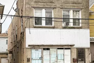 269 Avenue B, Bayonne, NJ 07002 - Photo 1