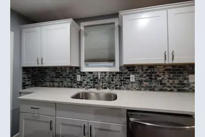 78 Terhune Ave, Jersey City, NJ 07305 - Photo 11