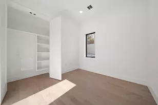 13 Lienau Pl, Jersey City, NJ 07306 - Photo 21