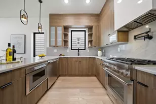 13 Lienau Pl, Jersey City, NJ 07306 - Photo 7