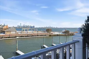 109 Shearwater Ct E, Jersey City, NJ 07305 - Photo 31