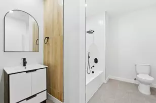 35 Orchard St, Jersey City, NJ 07306 - Photo 11