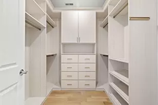 16 Regency Pl, Weehawken, NJ 07086 - Photo 17