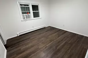 18 E 46th St, Bayonne, NJ 07002 - Photo 15