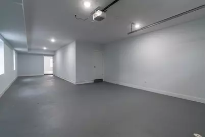 170 Webster Ave, Jersey City, NJ 07307 - Photo 17