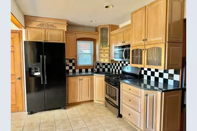 720 Hudson Ave, Secaucus, NJ 07094 - Photo 5