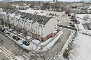 275 Custer Ave, Jersey City, NJ 07305 - Photo 37