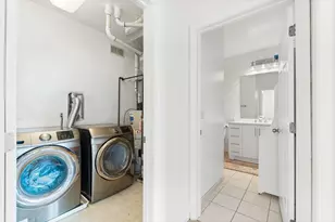 275 Custer Ave, Jersey City, NJ 07305 - Photo 19