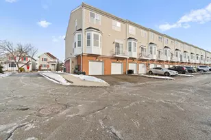 275 Custer Ave, Jersey City, NJ 07305 - Photo 35