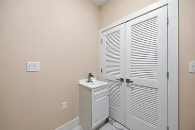 156 Leonard St #2, Jersey City, NJ 07307 - Photo 17