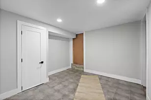 77 Boyd Ave, Jersey City, NJ 07304 - Photo 17