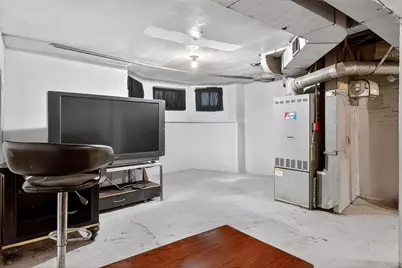 70 West 51st St, Bayonne, NJ 07002 - Photo 17