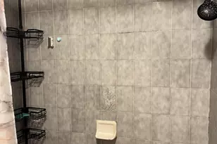 10 Raydol Ave, Secaucus, NJ 07094 - Photo 11