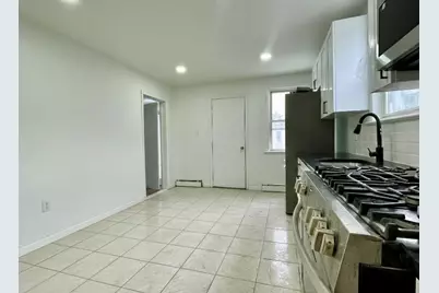 158 Seaview Ave #2, Jersey City, NJ 07305 - Photo 3