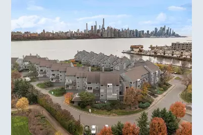 9B Cove Lane, North Bergen, NJ 07047 - Photo 1