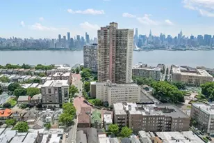 6040 Blvd E, West New York, NJ 07093 - Photo 7