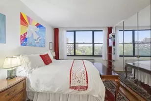 7002 Blvd E, Guttenberg, NJ 07093 - Photo 17