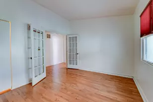 816 Topsail Ln, Secaucus, NJ 07094 - Photo 25