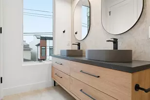 105 Laidlaw Ave, Jersey City, NJ 07306 - Photo 27