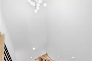 105 Laidlaw Ave, Jersey City, NJ 07306 - Photo 9