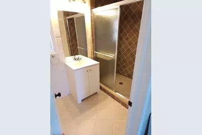 21 Avenue D #2, Lodi, NJ 07644 - Photo 3