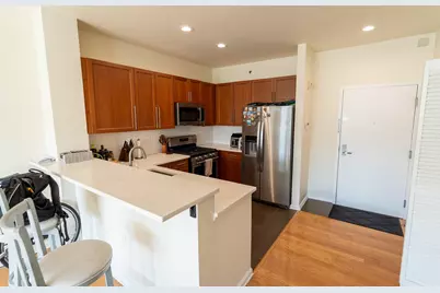 30 Freedom Way #406, Jersey City, NJ 07305 - Photo 5
