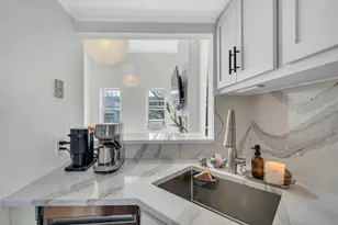 122 Bright St, Jersey City, NJ 07302 - Photo 3