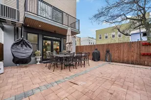 22 Poplar St, Jersey City, NJ 07307 - Photo 7